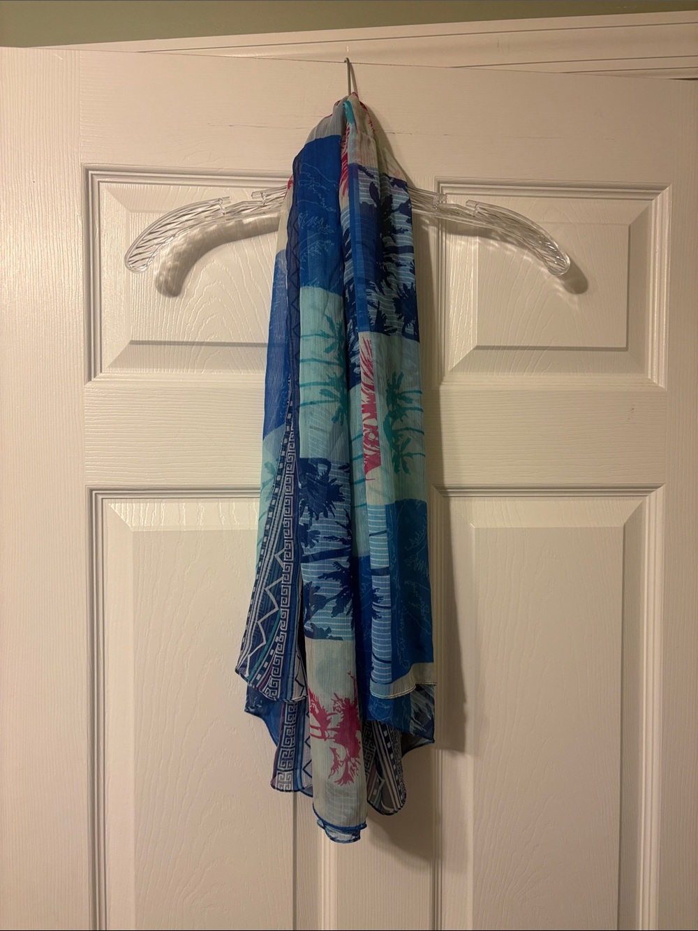 Light Blue/Turquoise/Pink Tropical Print Women's Scarf